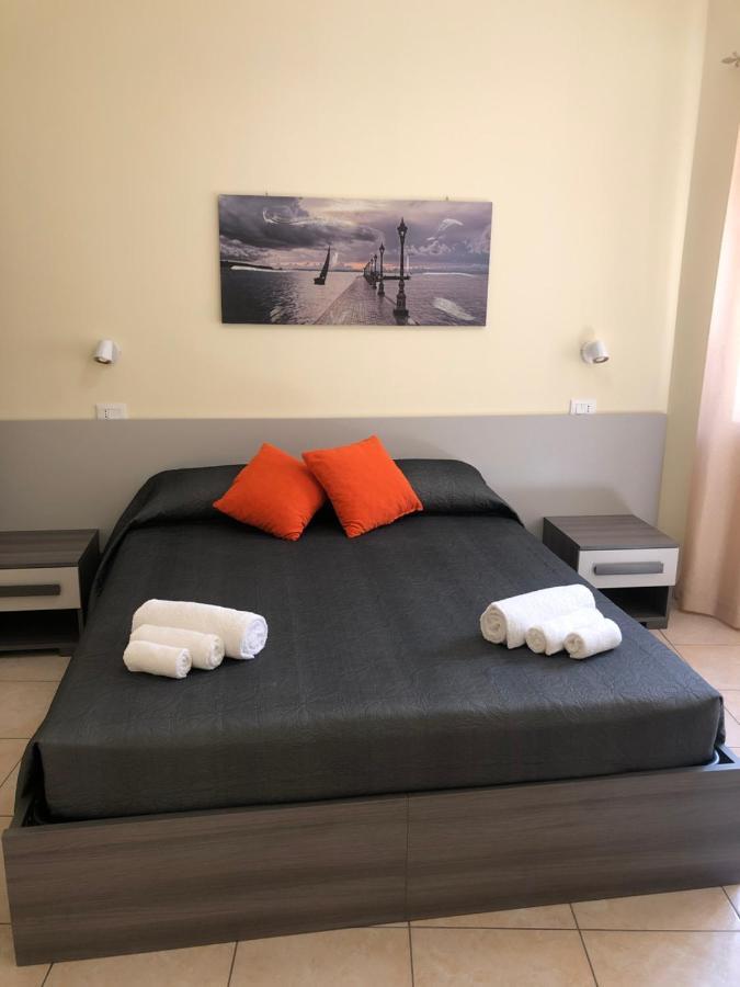 Residenza De Luca B&B トロペーア エクステリア 写真