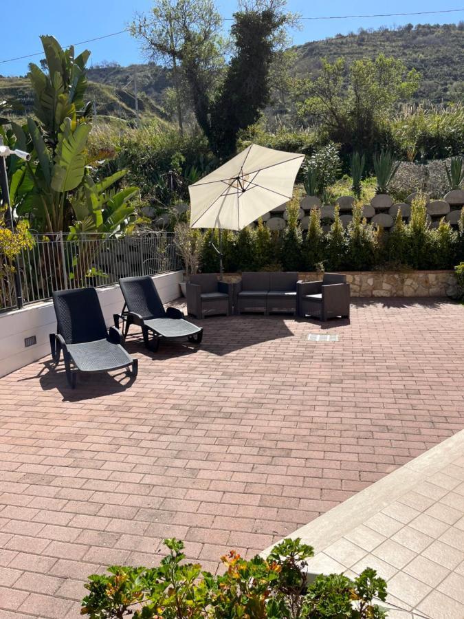 Residenza De Luca B&B トロペーア エクステリア 写真